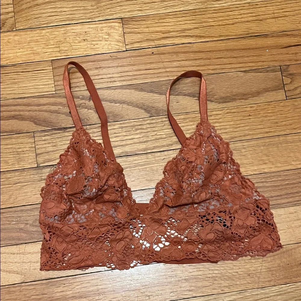Medium Victoria’s Secret Orange Lace Bralette